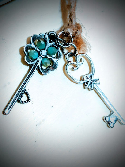 Bag of Assorted Skeleton Keys